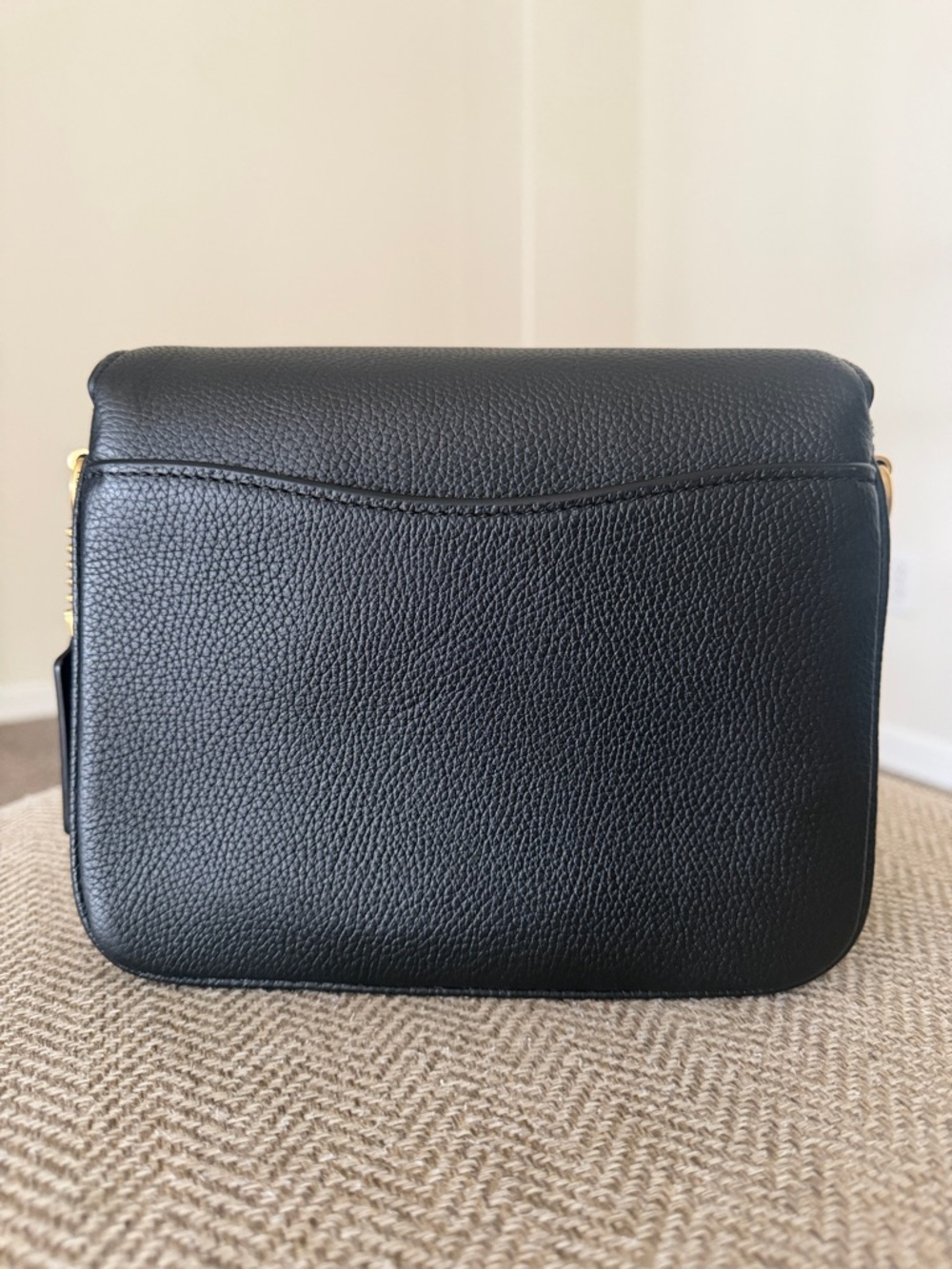 Coach Cassie Leather Crossbody Bag 19 - Picture 3 of 13